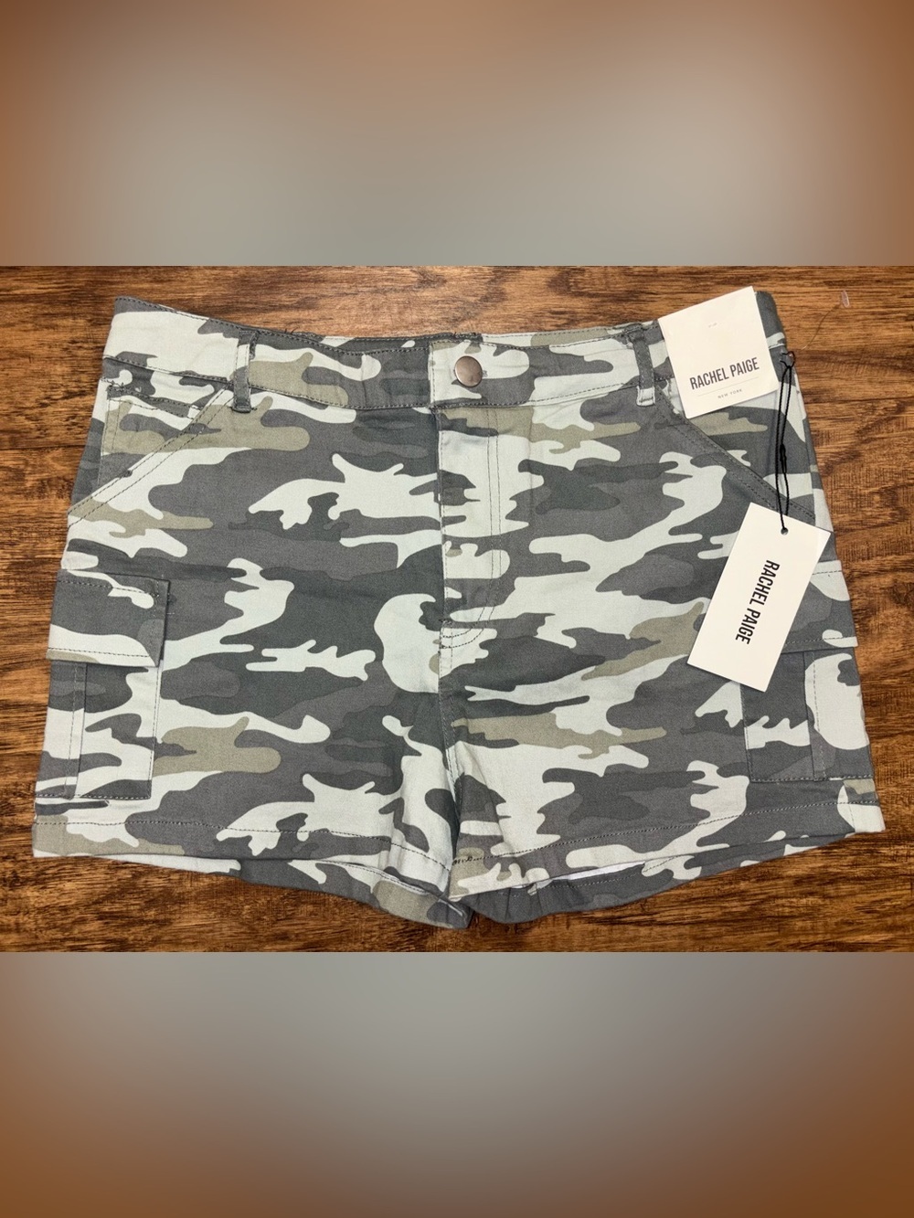 Rachel Paige High Rise Shorts Size Medium NWT